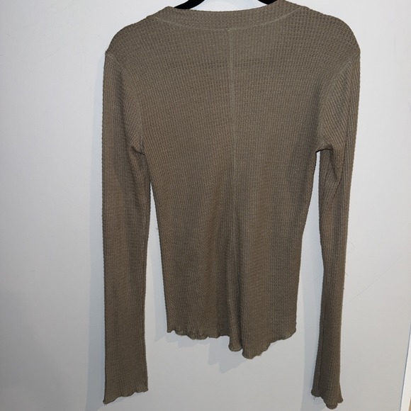 Free People Going Places Waffle Knit Snap Front Cardigan Top Womens Med Olive - Picture 8 of 9